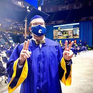 Meet your Posher, Zach